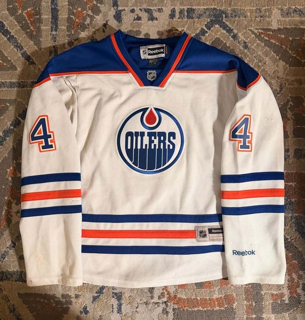 Reebok Edmonton Oilers Taylor Hall Women's Premier Jersey Size L (i)